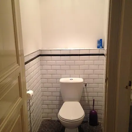 Apartman A *